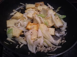 フライパンで焼く写真