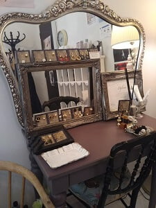 ゴージャスなドレッサーの写真