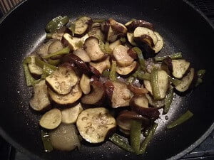 ピーマンとなすを蒸し焼きにした写真