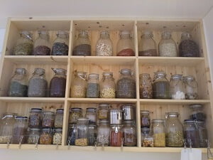 薬膳小町の薬膳が並ぶ写真