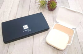 プレスファンデーションの写真