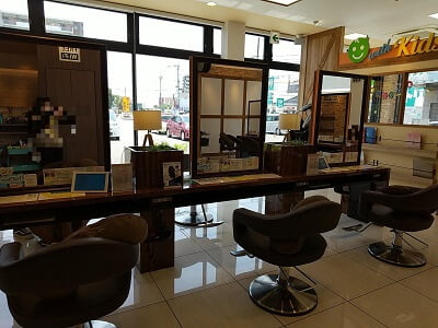 アース美容室の店内の雰囲気の写真