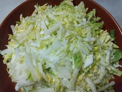 白菜を千切りにした写真