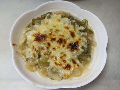 耐熱容器に入れてトースターで焼いた写真