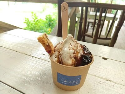 空とのあいだのソフトクリームオリジナル自家焙煎珈琲ゼリートッピングの写真