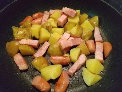 フライパンで炒める写真