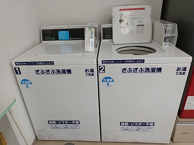 洗濯市場小松原店の8キロ洗濯機の写真